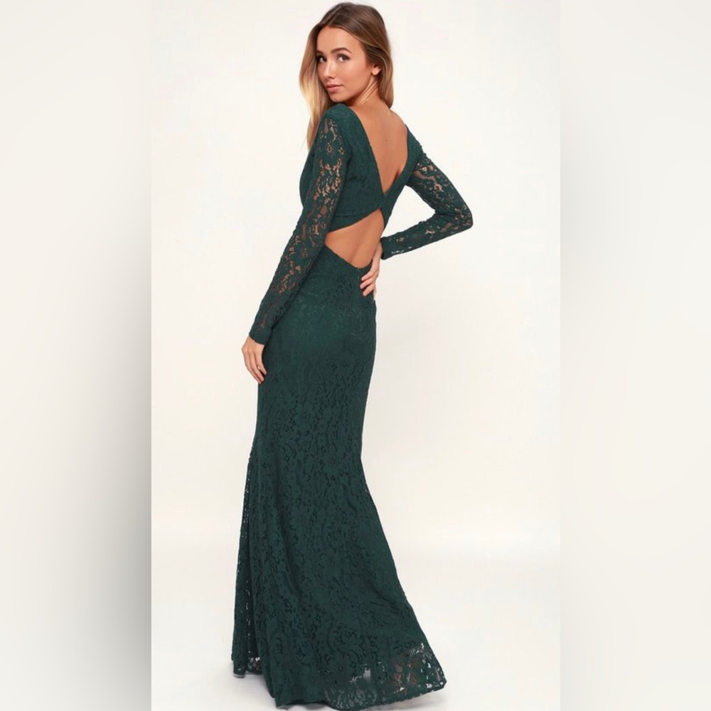 Gorgeous Lulu’s Forest Green Lace Long Sleeve. Maxi Dress Size L